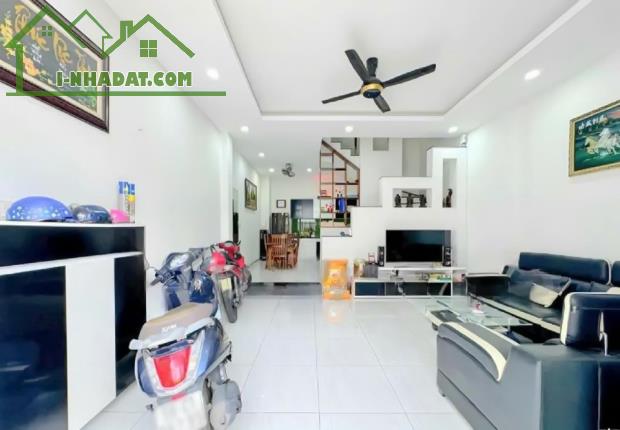 Hàng hiếm - Nhà đẹp 2 lầu ST đường nhựa 10m Nguyễn Thị Thập, Quận 7