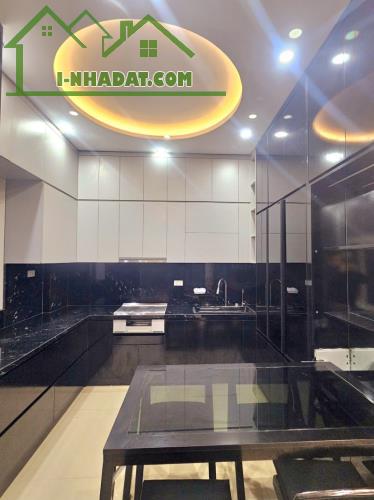 Bán nhà Nguyễn Văn Cừ,Long Biên 5 tầng,46m,mt6.5m gần oto tránh nhỉnh 9 tỷ - 3
