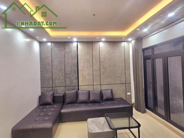 Bán nhà Nguyễn Văn Cừ,Long Biên 5 tầng,46m,mt6.5m gần oto tránh nhỉnh 9 tỷ - 4