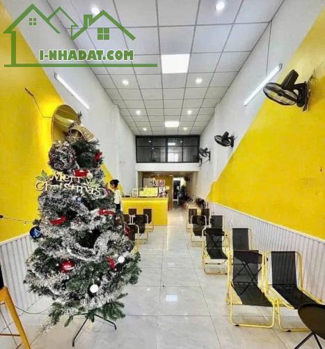 Cho thuê nhà đường lê đình lý nguyên căn mặt tiền hải châu đà nẵng giá 16 triệu