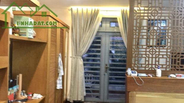 Gấp bán nhà Thủ Đức, dt 210m2, giá 21 tỷ, gần Toyota Rạch Chiếc, Q.2(cũ). - 1