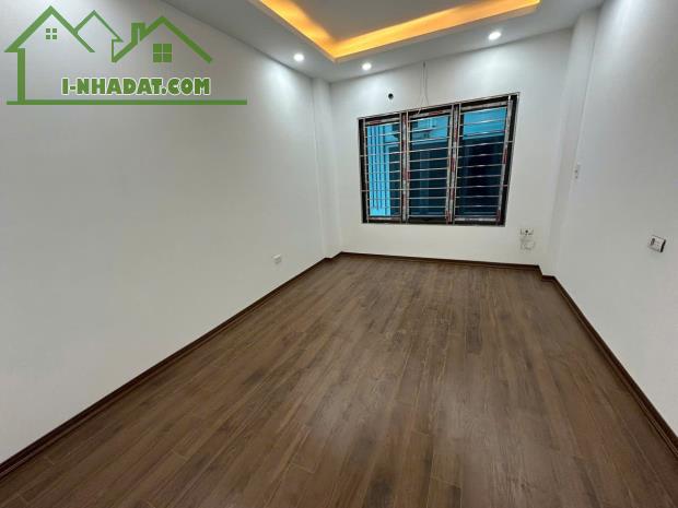 Nhà đẹp mới 40m2 4 tầng lô góc, gần oto đường Trịnh Văn Bô - 3