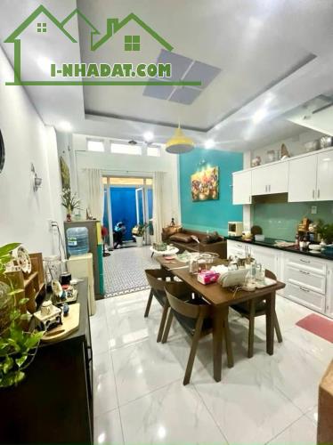 NHÀ ĐẸP B.ÁN - THỐNG NHẤT GV - GIÁP KDC  CITYLAND & ST LOTTE - DT 52M² - 2 TẦNG CHỈ 4.X TỶ - 2