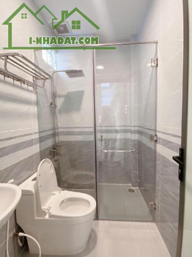 NGUYỄN TRỌNG TUYỂN - PHƯỜNG 1, TÂN BÌNH - 40M² - NHÀ MỚI 3 TẦNG - FULL NT - Nhỉnh 6tỷ