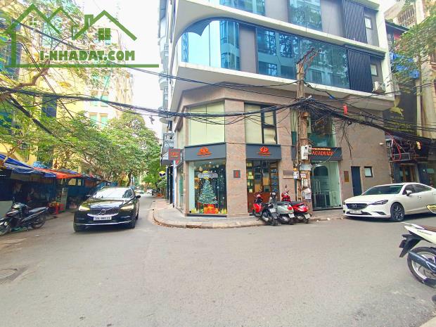 Bán Nhà NGUYÊN HỒNG, Đống Đa view sân chơi, ô tô đỗ cửa. DT 52m 5T mặt tiền 4m