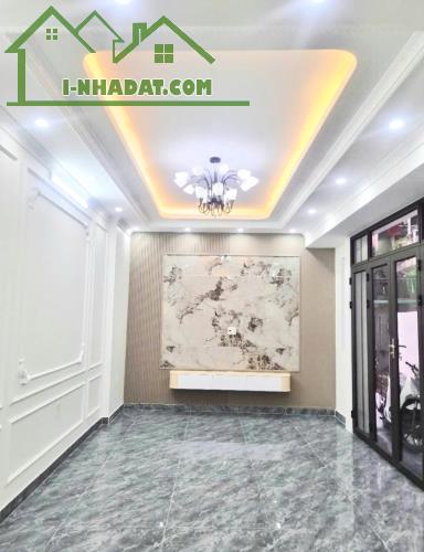 Bán nhà Miếu Hai Xã, Dư Hàng Kênh, Lê Chân, Hải Phòng. 3,5 tầng, 60m2, 3,79 tỷ. Ngang 4m,