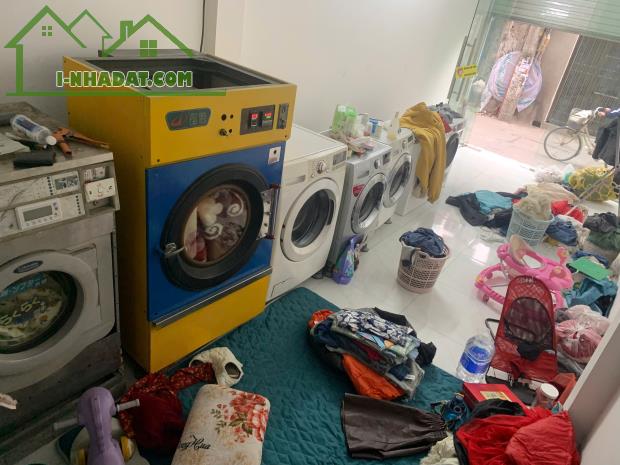 SANG NHƯỢNG CỬA HÀNG GIẶT LÀ TẠI 136/131 NGUYÊN XÁ, MINH KHAI, BẮC TỪ LIÊM, HÀ NỘI