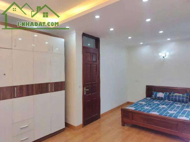 QUÁ HIẾM - HƠN 6 TỶ - 51M NHÀ DÂN XÂY NGỌC THỤY, GẦN CHỢ, VIỆT PHÁP, GẦN Ô TÔ - 3
