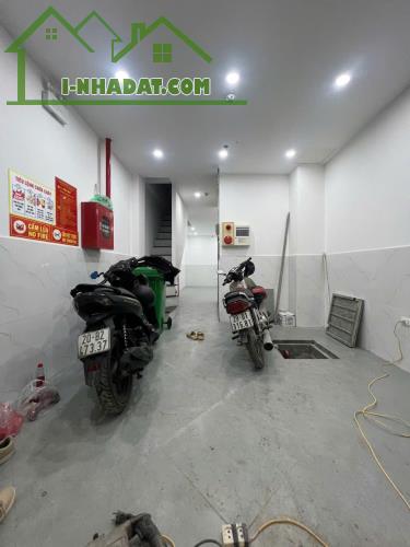 🔥Trần Cung- Giảm Chào 1.3 Tỷ. Gần Oto- CCMN- Thang Máy-9 Phòng-6 Tầng/43m². Mt 3.6m. Giá - 1