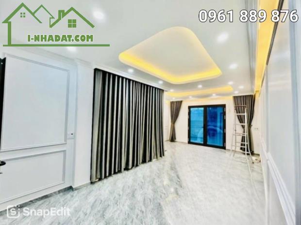 BÁN NHÀ ĐẸP 55M² – THOÁNG TRƯỚC SAU – SÁT TRƯỜNG ĐH VĂN HÓA, ĐH MỸ THUẬT – KINH DOANH – GA