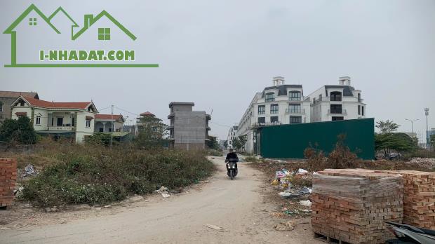 Bán 122 m2, lô góc đất dịch vụ Di Trạch, cạnh dự án Hinode Royal Park