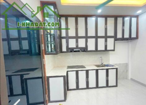 4,8 TỶ HỘ KHẢU  QUẬN HAI BÀ - VÀI BƯỚC CHÂN RA MẶT Ô TÔ TRÁNH - NHÀ MỚI-25M x5T - 1