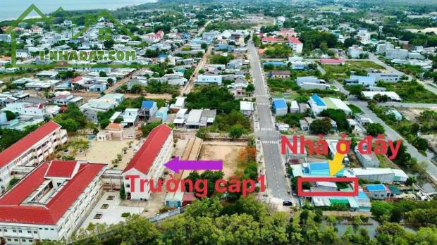 Bán gấp nhà cấp 4 ngay trường học cấp 1 xã Lộc An Bà Rịa Vũng Tàu - 2