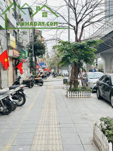 Siêu Phẩm MP Minh Khai 50M2 7T Thang Máy Vỉa Hè Đá Bóng Kinh Doanh Sầm Uất Giá 25 Tỷ - 1