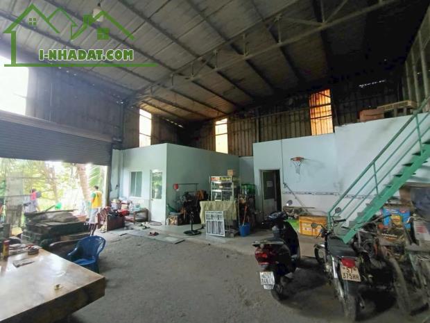 Bán nhà mặt tiền Bình Trị Đông, 642m2 ngang 17m bề thế, Có dòng tiền, giá cực tốt, ngộp - 2