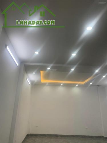 Chính chủ cần bán nhà mới 5 tầng, full nội thất trung tâm quận Ba Đình LH097 549 8986 - 4