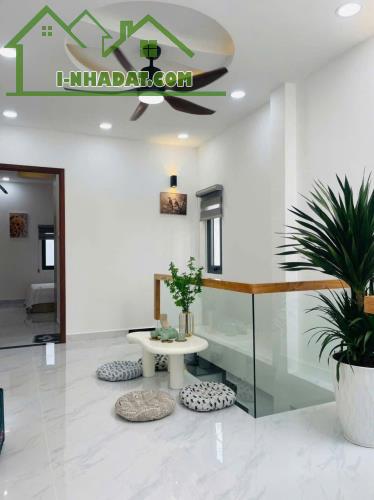 Bán nhà Bình Thạnh - Phường 14 -66 m2 - Giá chỉ 7.15 tỷ - 2