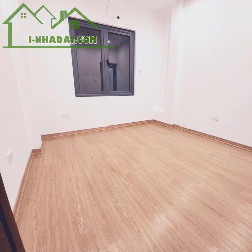 Siêu hiếm nhà Đội Cấn Ba Đình 50m ra phố DT20m2 xây 5 tầng giá 3.45 tỷ - 1