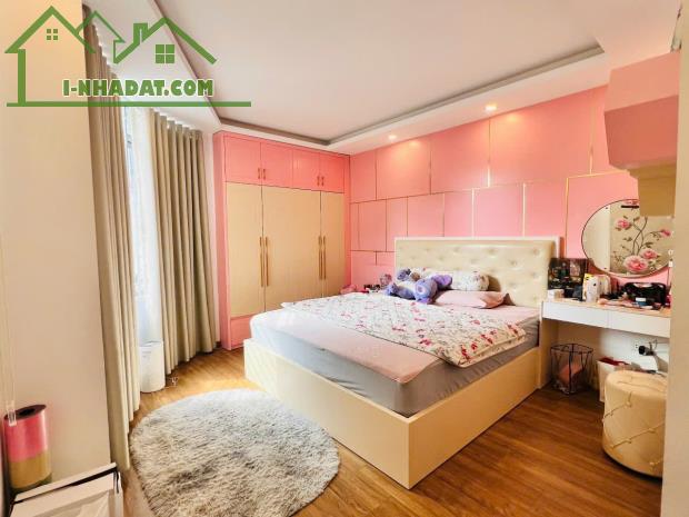 BÁN NHÀ NGUYỄN KHANG,GẦN PHỐ,5 TẦNG,3 NGỦ NỘI THẤT LONG LANH CHỈ 5.8 TỶ - 3