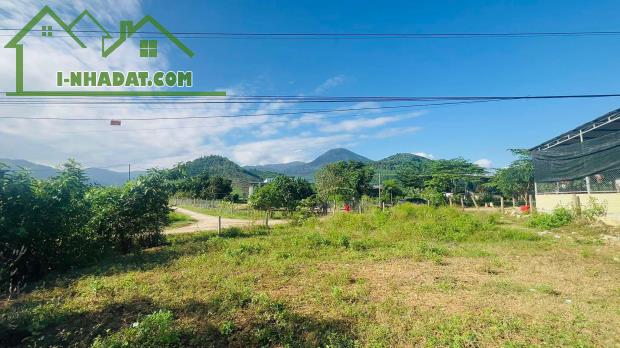 bán đất giá rẻ làm nhà vườn 940m2 có 500m thổ cư gần trường Happy Village, xã Khánh Phú - 2