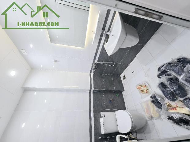 NHÀ ĐẸP 5 TẦNG 3 NGỦ, ÔTÔ ĐỖ CỔNG, CẠNH CHỢ VÂN CANH, CÁCH MỸ ĐÌNH 2KM, 30M2, 5.8 TỶ. - 3