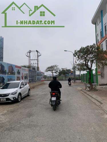 Nhà đẹp - Giá hiếm nhỉnh 4 tỷ 30m2 5 tầng xây mới koong - 1