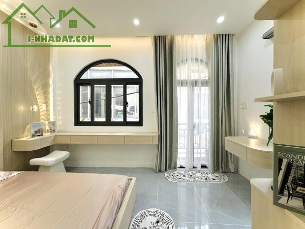 Bán CCMN Tây Mỗ 99m2x7 tầng, ngõ thông 30m ô tô tránh, 22 phòng,thang máy, 1 tỷ/năm, giá