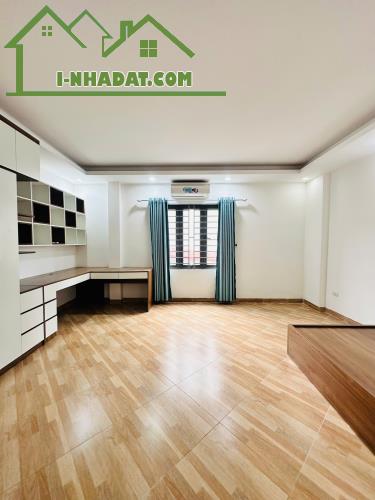 BÁN NHÀ XUÂN PHƯƠNG - NỘI THẤT XIN, 3PN - LÔ GÓC BỀ THẾ - NGÕ TO NHƯ PHỐ - NHỈNH 5 TỶ - 4