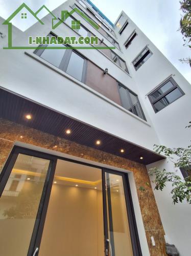 Bán nhà Ngọc Thuỵ,Long Biên 6 tầng,66m,mt5m sát mặt phố nhỉnh 10 tỷ