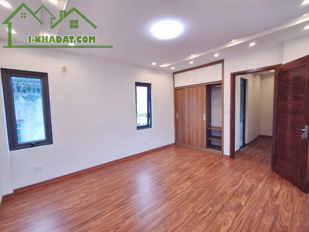 Bán nhà Ngọc Thuỵ,Long Biên 6 tầng,66m,mt5m sát mặt phố nhỉnh 10 tỷ - 4