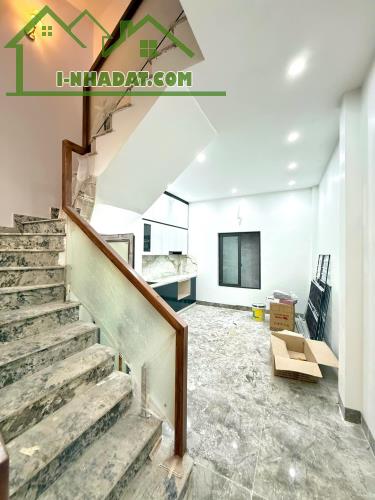 Bán nhà mặt ngõ đường Láng 52mx4T 5PN MT 3.9m oto kinh doanh sổ vuông mới đẹp Đống Đa - 3