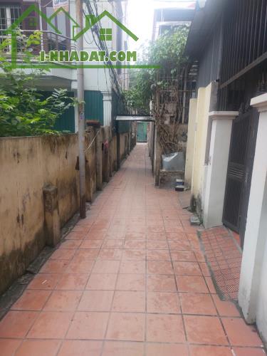 Ngõ 274 Nam Dư 49m2 5 tầng 6 phòng , 15m Oto tránh .Giá 5,75 tỷ - 3