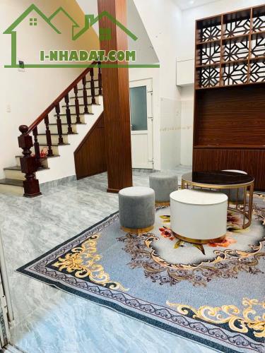 HOT 7.4 tỷ bán nhà Mỹ Đình 34m, 5 tầng, 30m ra Ôtô, ngõ thông. Trước nhà rộng ~ 2,5M - 1