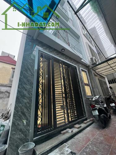 Bán nhà Thạch Bàn 34m 5tầng MT 4,5m Full Nội Thất 5,45tỷ