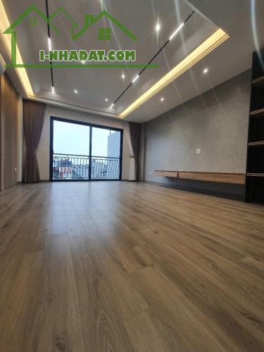 BÁN GẤP NHÀ CỔ LINH – TRẠM – LONG BIÊN, 42M x 6 TẦNG, THANG MÁY, GARA ÔTÔ. GIÁ 9.2 TỶ - 4