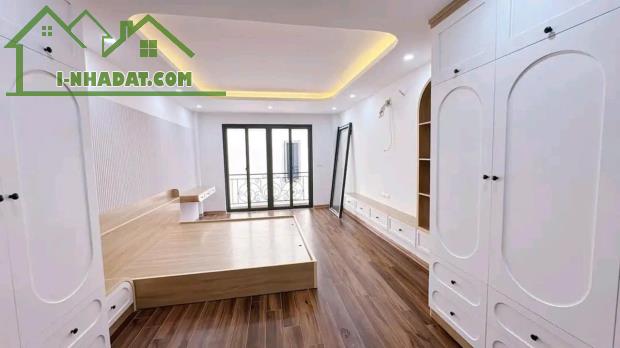 NGHĨA DŨNG -BA ĐÌNH / 6 TẦNG THANG MÁY 40M2 DÂN XÂY MỚI TINH - 8x tỷ - 2