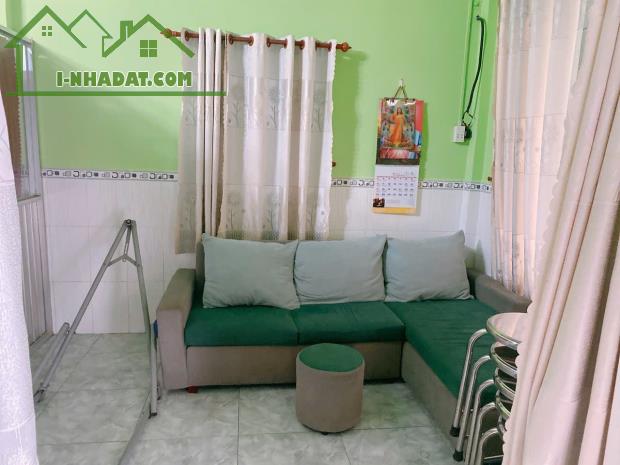 Nhà bán 156m² - GIÁ CHỈ 3,3 TỶ (Thương lượng) 🔥  🏡 nhà đẹp, rộng rãi tại P. Hoá An - 2