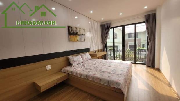 cho thuê nhà Đức Giang. 70m2 * 3 tầng. vỉa hè kinh doanh, Gara ô tô - 1