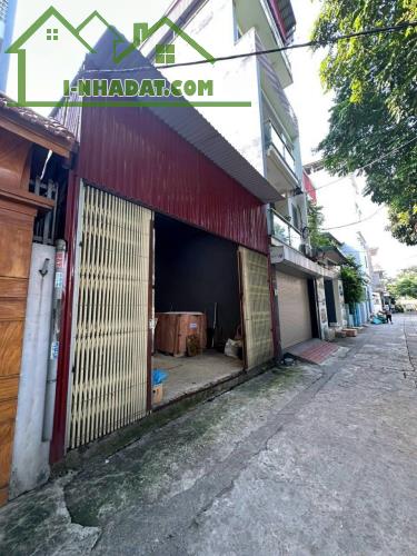 cho thuê nhà Đức Giang. 70m2 * 3 tầng. vỉa hè kinh doanh, Gara ô tô - 2