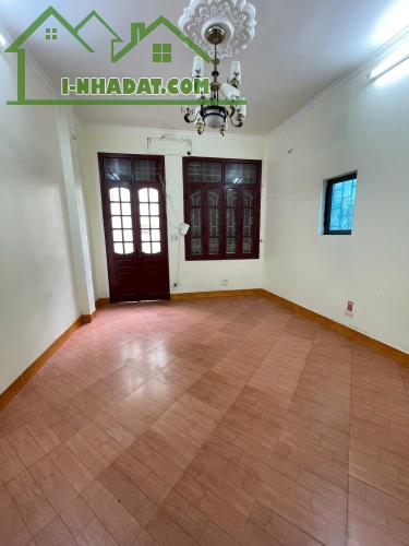 BÁN NHÀ ĐƯỜNG LÁNG –ĐỐNG ĐA DT 52M 4 TẦNG  MT 4M GIÁ NHỈNH 8TỶ Ô TÔ ĐỖ 20M - 1