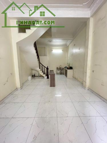 BÁN NHÀ ĐƯỜNG LÁNG –ĐỐNG ĐA DT 52M 4 TẦNG  MT 4M GIÁ NHỈNH 8TỶ Ô TÔ ĐỖ 20M - 3