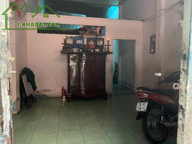 Bán nhà  hẻm Năm Châu,p.12, quận Tân Bình, TPHCM.