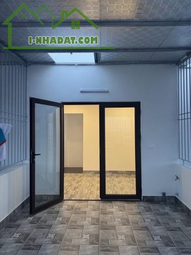 IÊU PHẨM 6 TẦNG - NỘI THẤT CƠ BẢN - ĐƯỜNG RỘNG THÊNH THANG - NGÕ THÔNG - KHU VỰC TIỀM NĂNG - 2