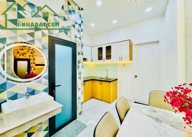 NHÀ 3 TẦNG 1/ MẶT TIỀN XE HƠI 10m - 48m2 - KHU CHỢ GÒ VẤP - NHỈNH 4 TỶ - 2
