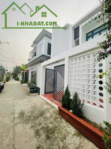 Nhà 1 trệt 1 lầu đường oto gần quảng trường Mỹ Tho Tiền Giang