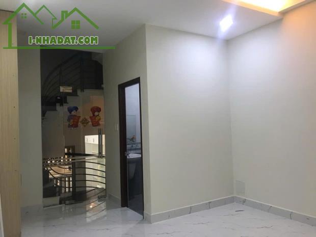 🏠MẶT TIỀN ĐƯỜNG NHỰA 12M CÓ VỈA HÈ- KHU VÍP NỘI BỘ - 4 TẦNG -4X16M- KHÔNG LỘ GIỚI - 9TỶ3 - 3