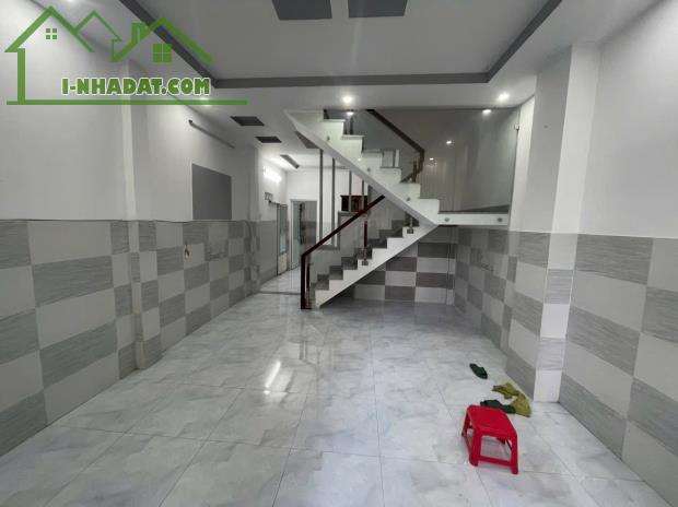 BÁN NHÀ PHƯỜNG 2 TÂN BÌNH, Đường Hoàng Văn Thụ, 50M2 (4,2MX12M), 3PN,3WC, GIÁ 6 TỶ - 4