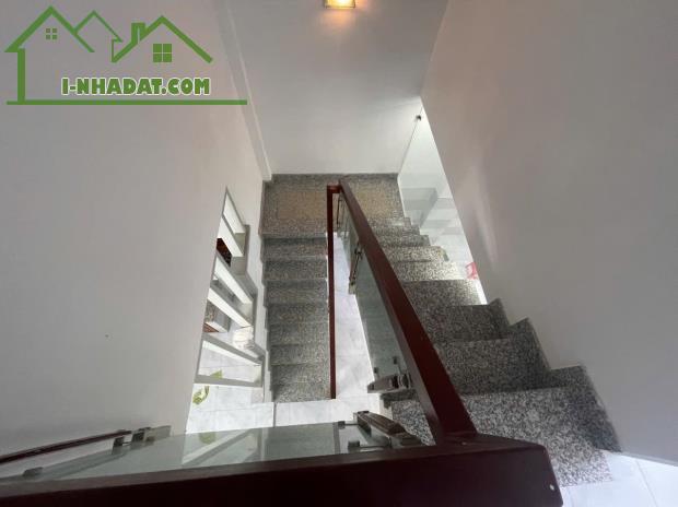 BÁN NHÀ PHƯỜNG 2 TÂN BÌNH, Đường Hoàng Văn Thụ, 50M2 (4,2MX12M), 3PN,3WC, GIÁ 6 TỶ - 1