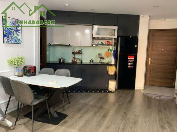 Bán căn hộ cc cao cấp Vinaconex 82m2 x 3 ngủ tại đường Nguyễn Xiển - Hoàng Mai - Giá 5.2 - 3