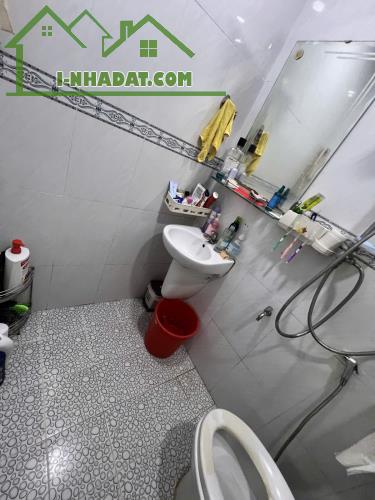 Nhà đường Nguyễn Thị Tú 2 tấm + 2PN + lô góc 2 mặt tiềnkinh doanh tốt, đường 8m. - 2